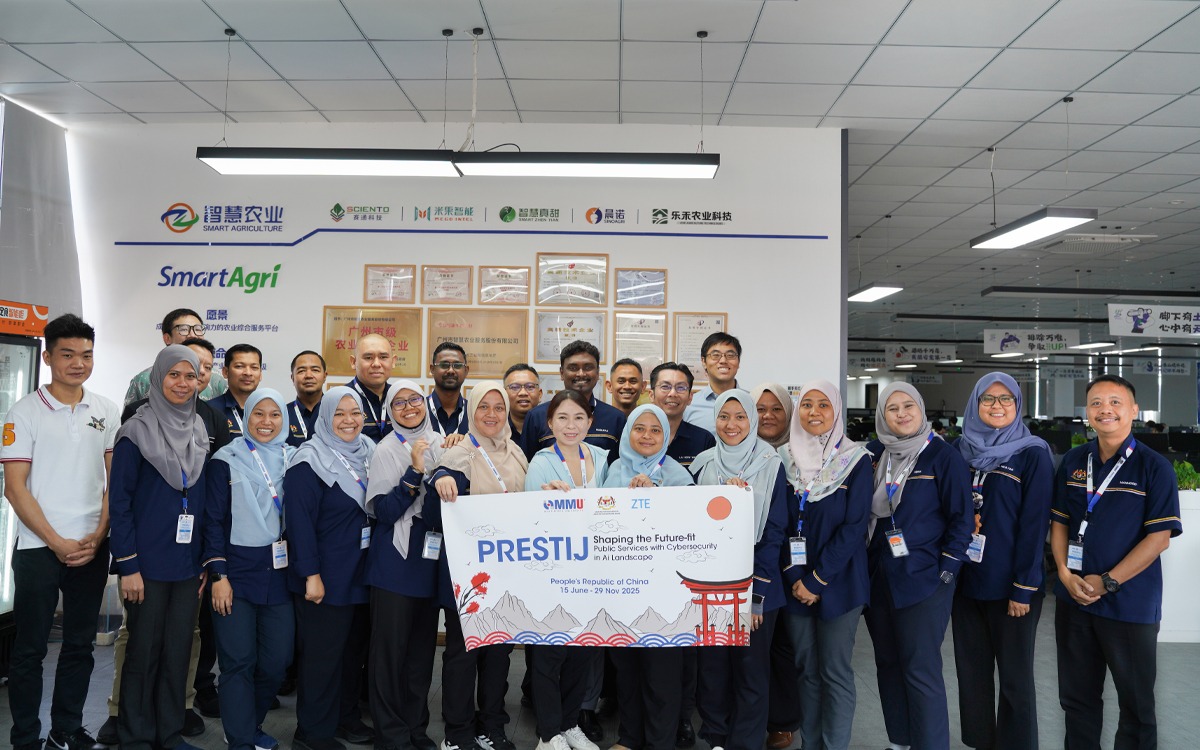 马来西亚政府代表团参观考察广州赛通科技有限公司